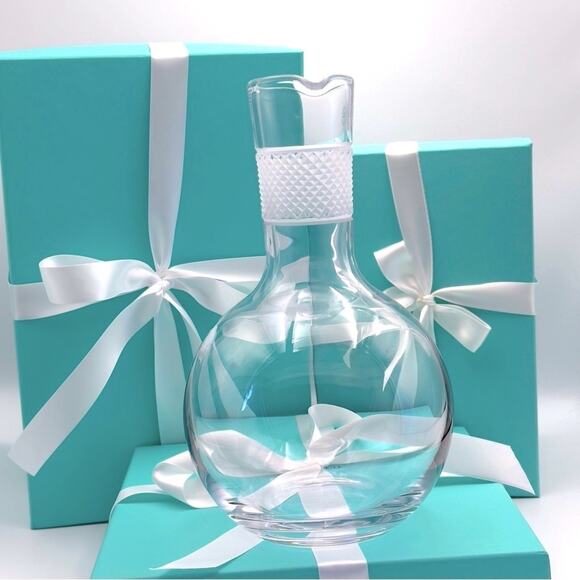 NEW - Tiffany & Co. Diamond Point Lead Crystal Decanter Clear Wine Carafe W/ Box - Picture 10 of 12